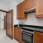 Wooden Bellottiego With Parking By Renters Warschau
