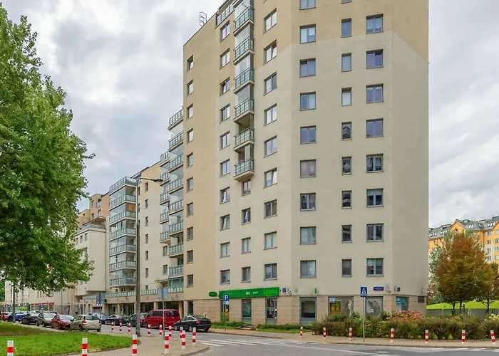 شقة Wooden Bellottiego With Parking By Renters وارسو