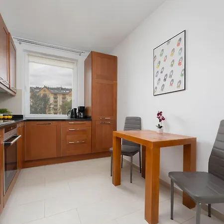 Wooden Bellottiego With Parking By Renters Varsovia